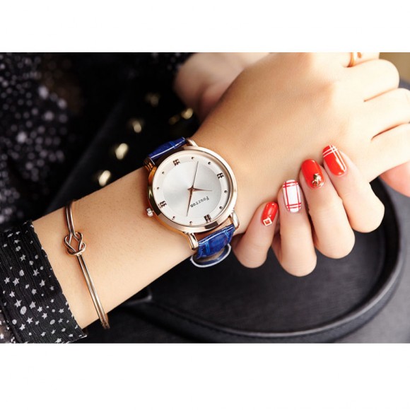 Наручные часы с кожаным ремешком Fourron