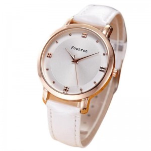 Наручные часы с кожаным ремешком Fourron