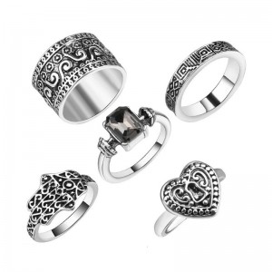 Кольца на фаланги пальцев Амулет серебристого цвета (5 шт) Кольца на фаланги пальцев Амулет серебристого цвета (5 шт)