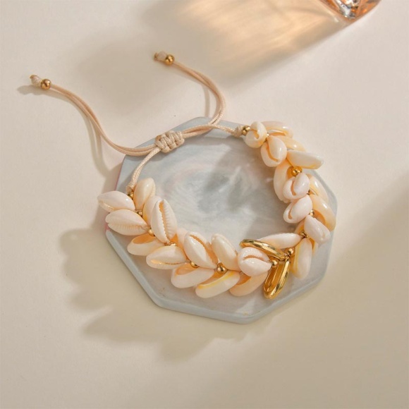 Браслет із мушлі ялинка