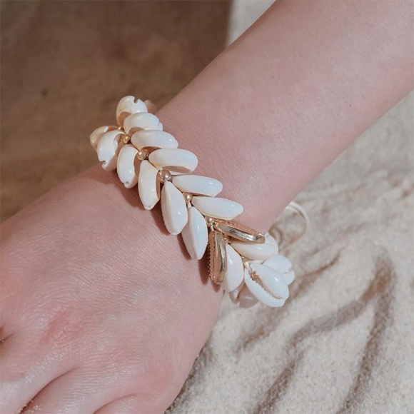 Браслет із мушлі ялинка